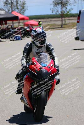 media/May-29-2022-Lets Ride (Sun) [[e8986be515]]/Around the Pits/